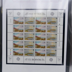 Collection feuillets de timbres Europa 1960-1999 en 13 albums.