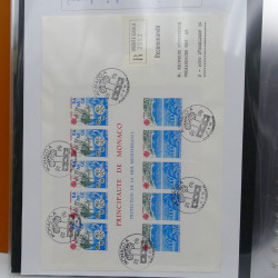 Collection feuillets de timbres Europa 1960-1999 en 13 albums.