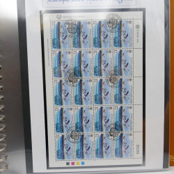 Collection feuillets de timbres Europa 1960-1999 en 13 albums.