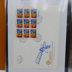 Collection feuillets de timbres Europa 1960-1999 en 13 albums.