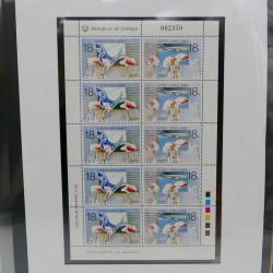 Collection feuillets de timbres Europa 1960-1999 en 13 albums.