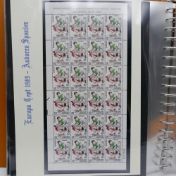 Collection feuillets de timbres Europa 1960-1999 en 13 albums.