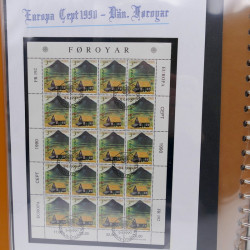 Collection feuillets de timbres Europa 1960-1999 en 13 albums.