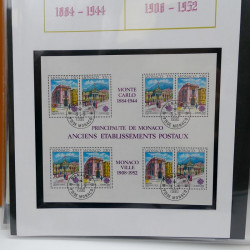 Collection feuillets de timbres Europa 1960-1999 en 13 albums.