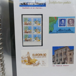 Collection feuillets de timbres Europa 1960-1999 en 13 albums.