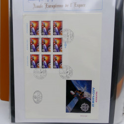 Collection feuillets de timbres Europa 1960-1999 en 13 albums.