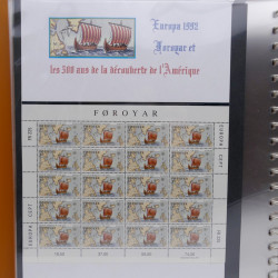 Collection feuillets de timbres Europa 1960-1999 en 13 albums.