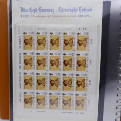 Collection feuillets de timbres Europa 1960-1999 en 13 albums.