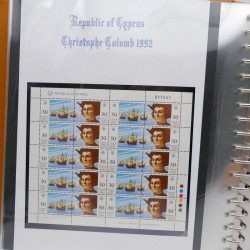 Collection feuillets de timbres Europa 1960-1999 en 13 albums.