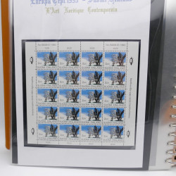 Collection feuillets de timbres Europa 1960-1999 en 13 albums.