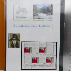 Collection feuillets de timbres Europa 1960-1999 en 13 albums.