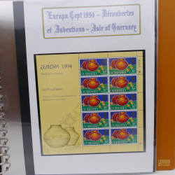 Collection feuillets de timbres Europa 1960-1999 en 13 albums.