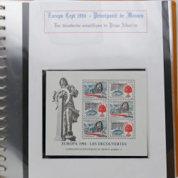 Collection feuillets de timbres Europa 1960-1999 en 13 albums.