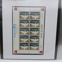 Collection feuillets de timbres Europa 1960-1999 en 13 albums.