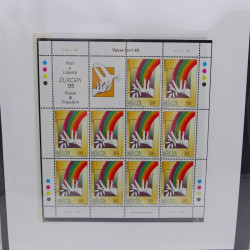 Collection feuillets de timbres Europa 1960-1999 en 13 albums.