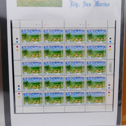 Collection feuillets de timbres Europa 1960-1999 en 13 albums.