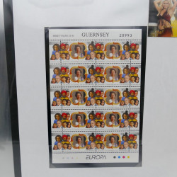 Collection feuillets de timbres Europa 1960-1999 en 13 albums.