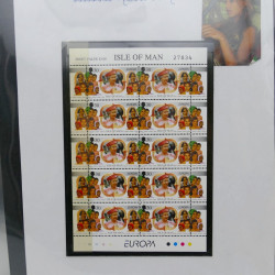 Collection feuillets de timbres Europa 1960-1999 en 13 albums.