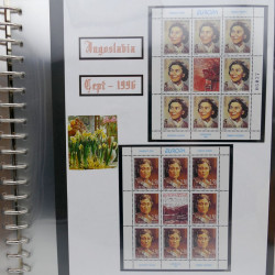 Collection feuillets de timbres Europa 1960-1999 en 13 albums.