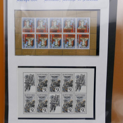 Collection feuillets de timbres Europa 1960-1999 en 13 albums.