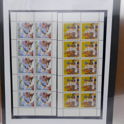 Collection feuillets de timbres Europa 1960-1999 en 13 albums.