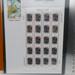 Collection feuillets de timbres Europa 1960-1999 en 13 albums.