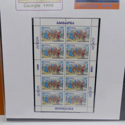 Collection feuillets de timbres Europa 1960-1999 en 13 albums.