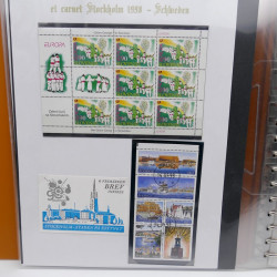 Collection feuillets de timbres Europa 1960-1999 en 13 albums.