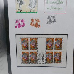 Collection feuillets de timbres Europa 1960-1999 en 13 albums.