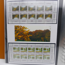 Collection feuillets de timbres Europa 1960-1999 en 13 albums.