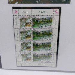 Collection feuillets de timbres Europa 1960-1999 en 13 albums.