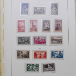 Collection timbres de France 1939-1959 neufs** en album Leuchtturm.