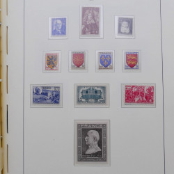 Collection timbres de France 1939-1959 neufs** en album Leuchtturm.