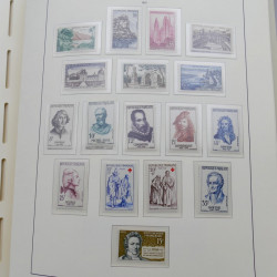 Collection timbres de France 1939-1959 neufs** en album Leuchtturm.