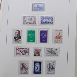 Collection timbres de France 1939-1959 neufs** en album Leuchtturm.