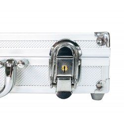 Valise aluminium pour ranger 288 muselets de champagne.