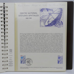 Collection documents premier jour de timbres de France 1982-1983 complet.
