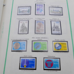 Collection timbres de France 1977-1990 neufs complet en album FO Yvert.