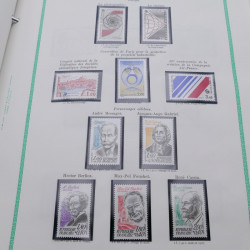 Collection timbres de France 1977-1990 neufs complet en album FO Yvert.