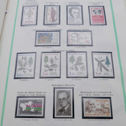 Collection timbres de France 1977-1990 neufs complet en album FO Yvert.