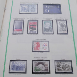 Collection timbres de France 1977-1990 neufs complet en album FO Yvert.