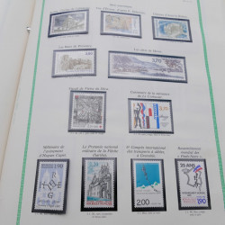 Collection timbres de France 1977-1990 neufs complet en album FO Yvert.