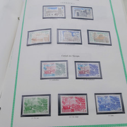 Collection timbres de France 1977-1990 neufs complet en album FO Yvert.