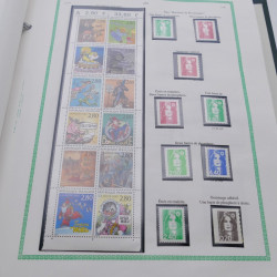 Collection timbres de France 1991-1999 neufs complet en album FO Yvert.