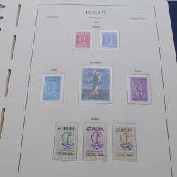 Collection timbres d'Europa 1956-1979 complet en album Leuchtturm.