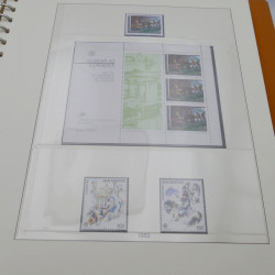 Collection timbres d'Europa 1978-1985 complet en album Lindner.