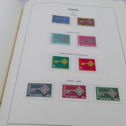 Collection timbres d'Europa 1956-1977 complet en album Lindner.