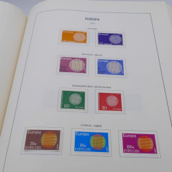 Collection timbres d'Europa 1956-1977 complet en album Lindner.