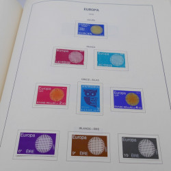 Collection timbres d'Europa 1956-1977 complet en album Lindner.