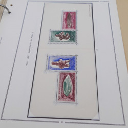 Collection timbres de Dahomey 1899-1975 en album Moc.